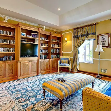 Villa Superbe Dans Un Endroit Calme *